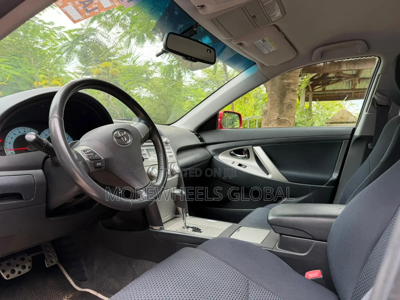 Toyota Camry SE 4dr Sedan (2.5L 4cyl 6A) 2011 Red