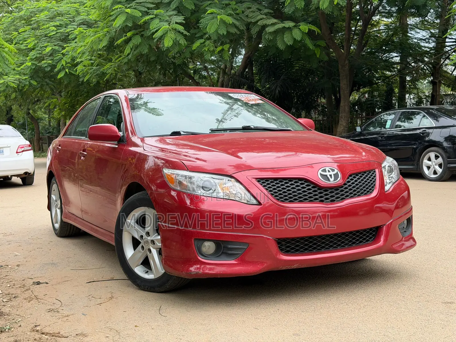Toyota Camry SE 4dr Sedan (2.5L 4cyl 6A) 2011 Red