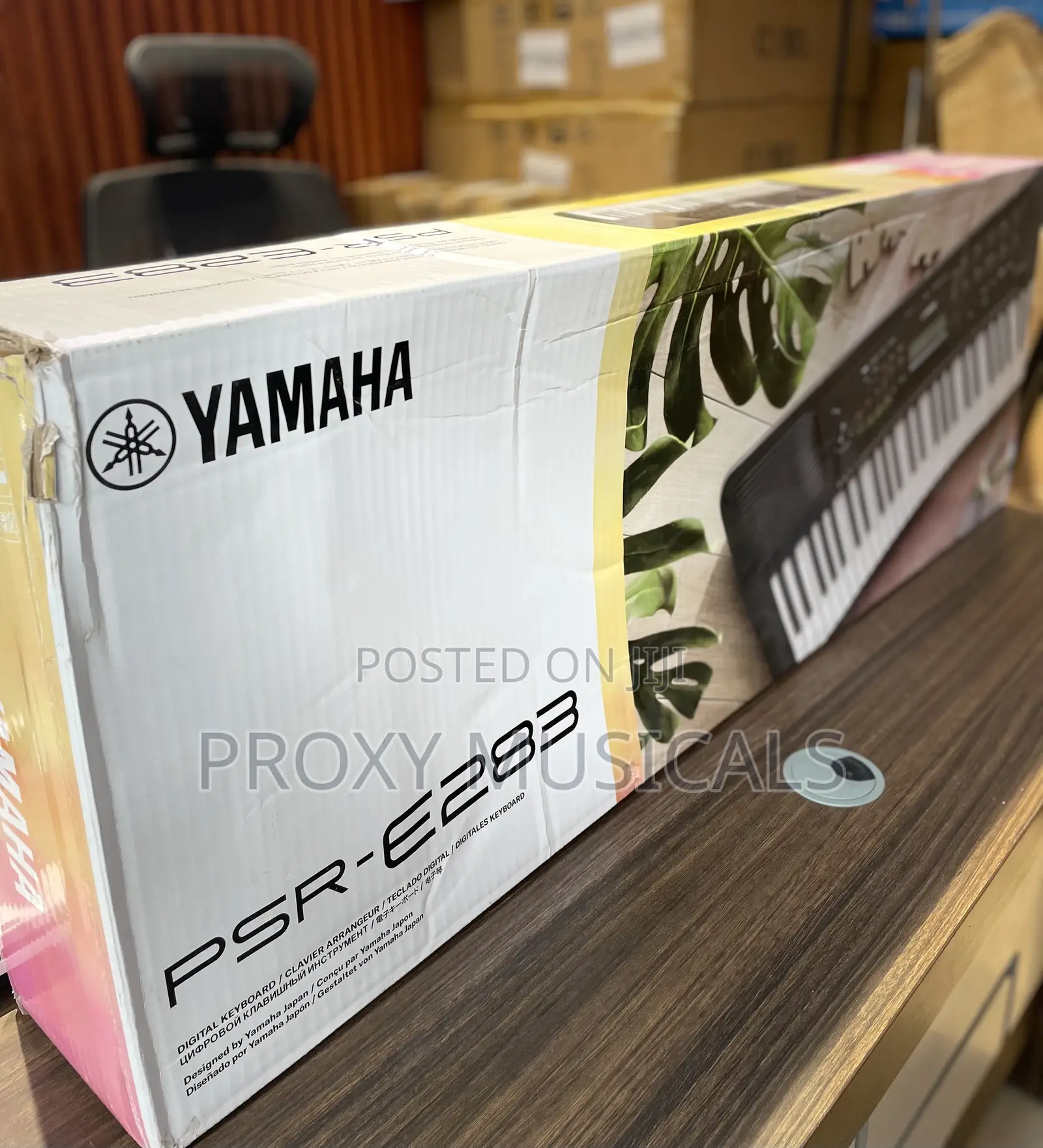 Brand New Yamaha PSR-E283 61-Key Portable Keyboard