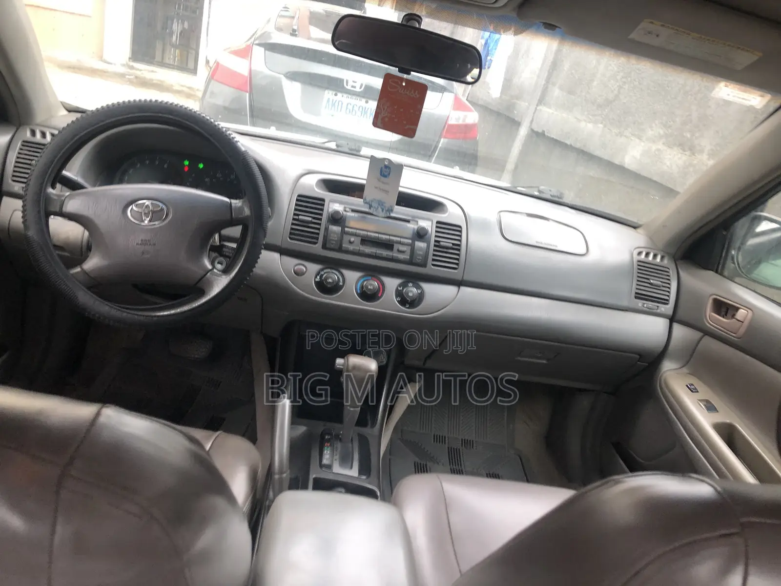 Toyota Camry LE 4dr Sedan (2.4L 4cyl 4A) 2004 Silver