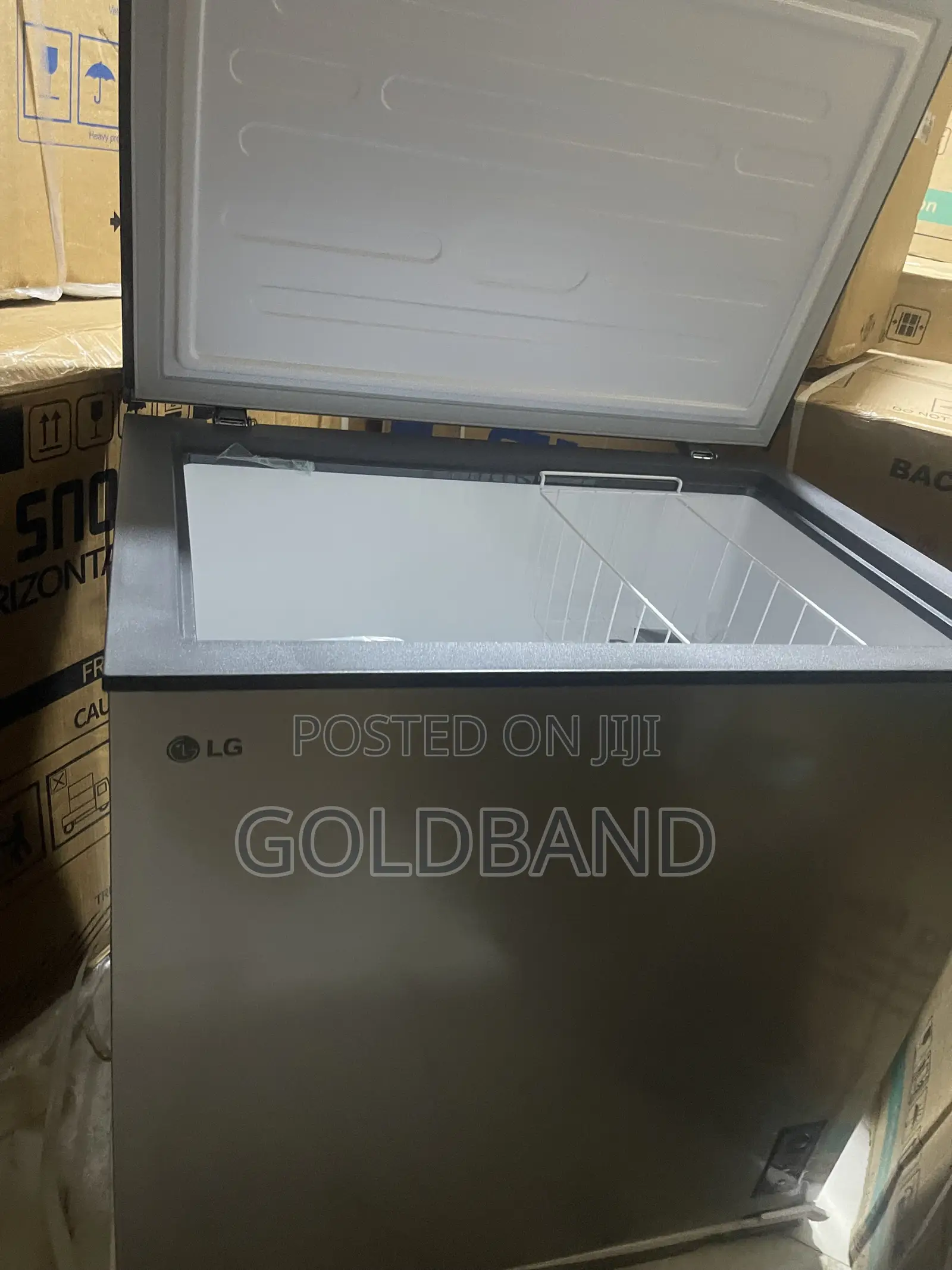 LG 205R Chest Freezer – 194L Deep Freezing