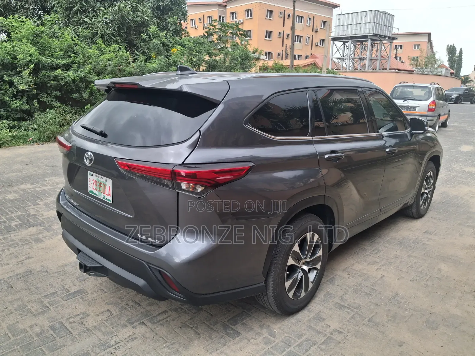 Toyota Highlander 2021 Gray