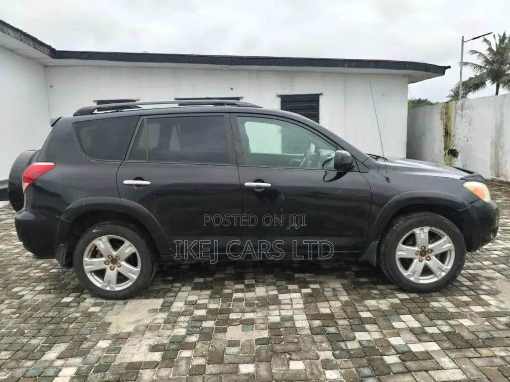 Toyota RAV4 2008 Black