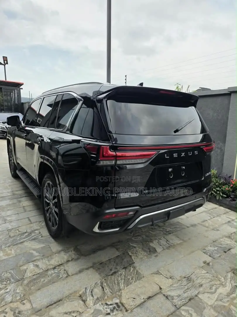 Lexus LX 600 2025 Black
