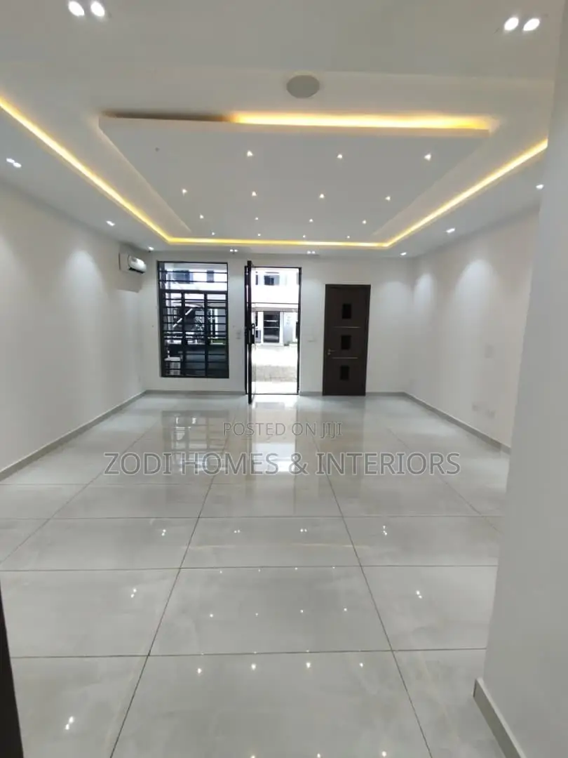 4bdrm Duplex in Victoria Island for rent