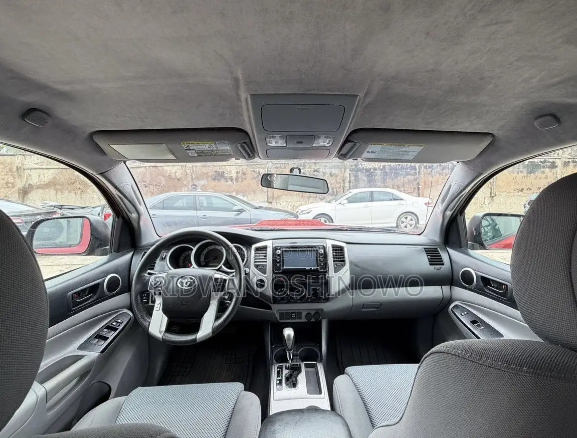 Toyota Tacoma 2014 Red