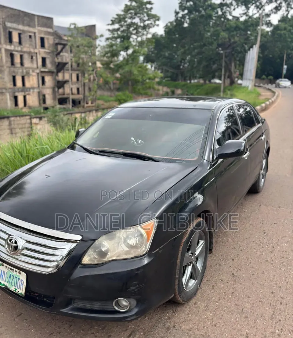 Toyota Avalon 2006 Black