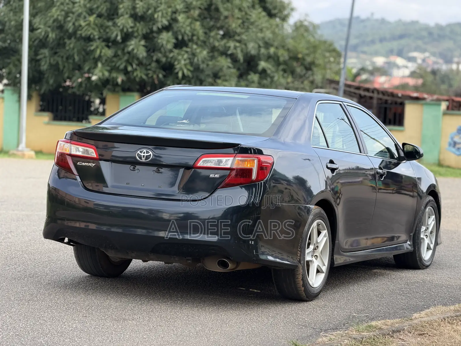 Toyota Camry SE 4dr Sedan w/Prod. End 11/13 (2.5L 4cyl 6A) 2014 Black
