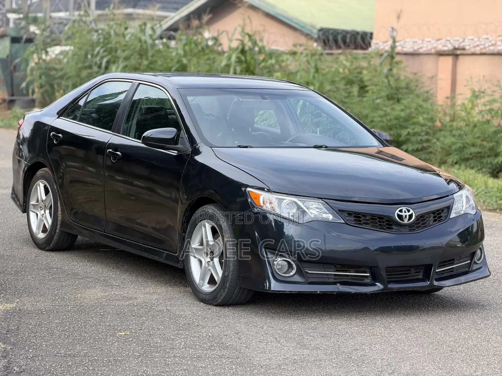 Toyota Camry SE 4dr Sedan w/Prod. End 11/13 (2.5L 4cyl 6A) 2014 Black