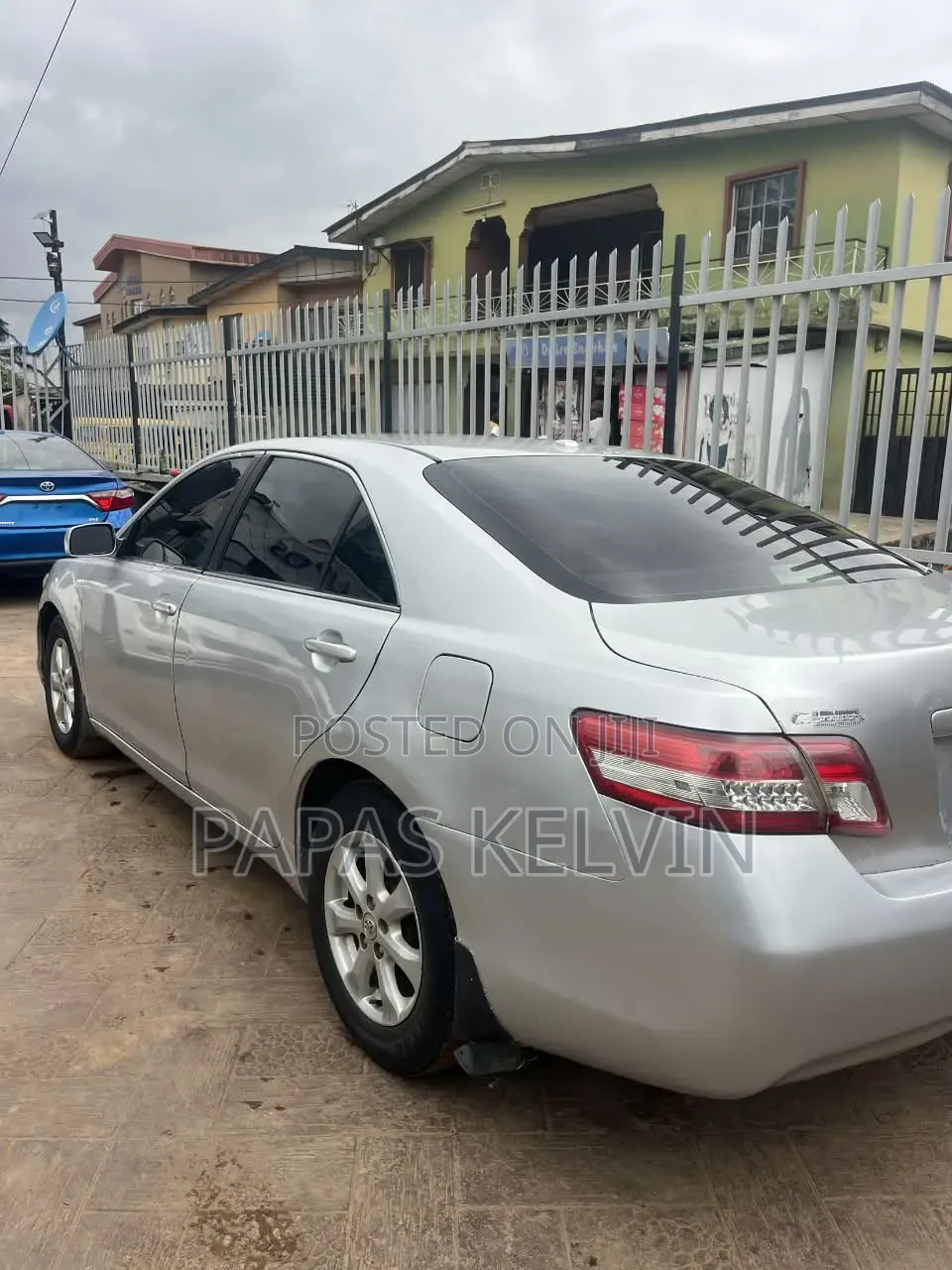 Toyota Camry 2010 Silver