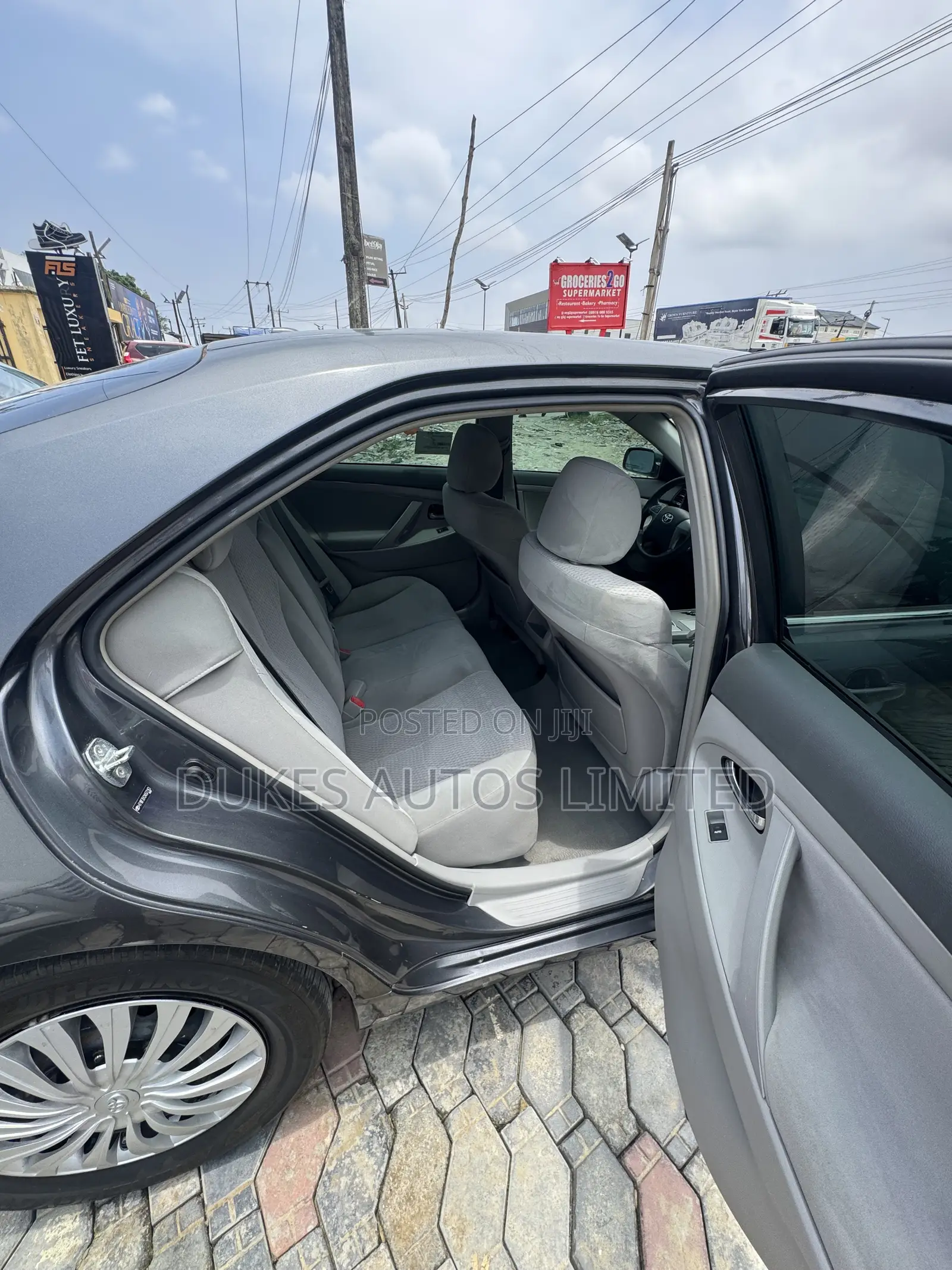 Toyota Camry 2010 Gray
