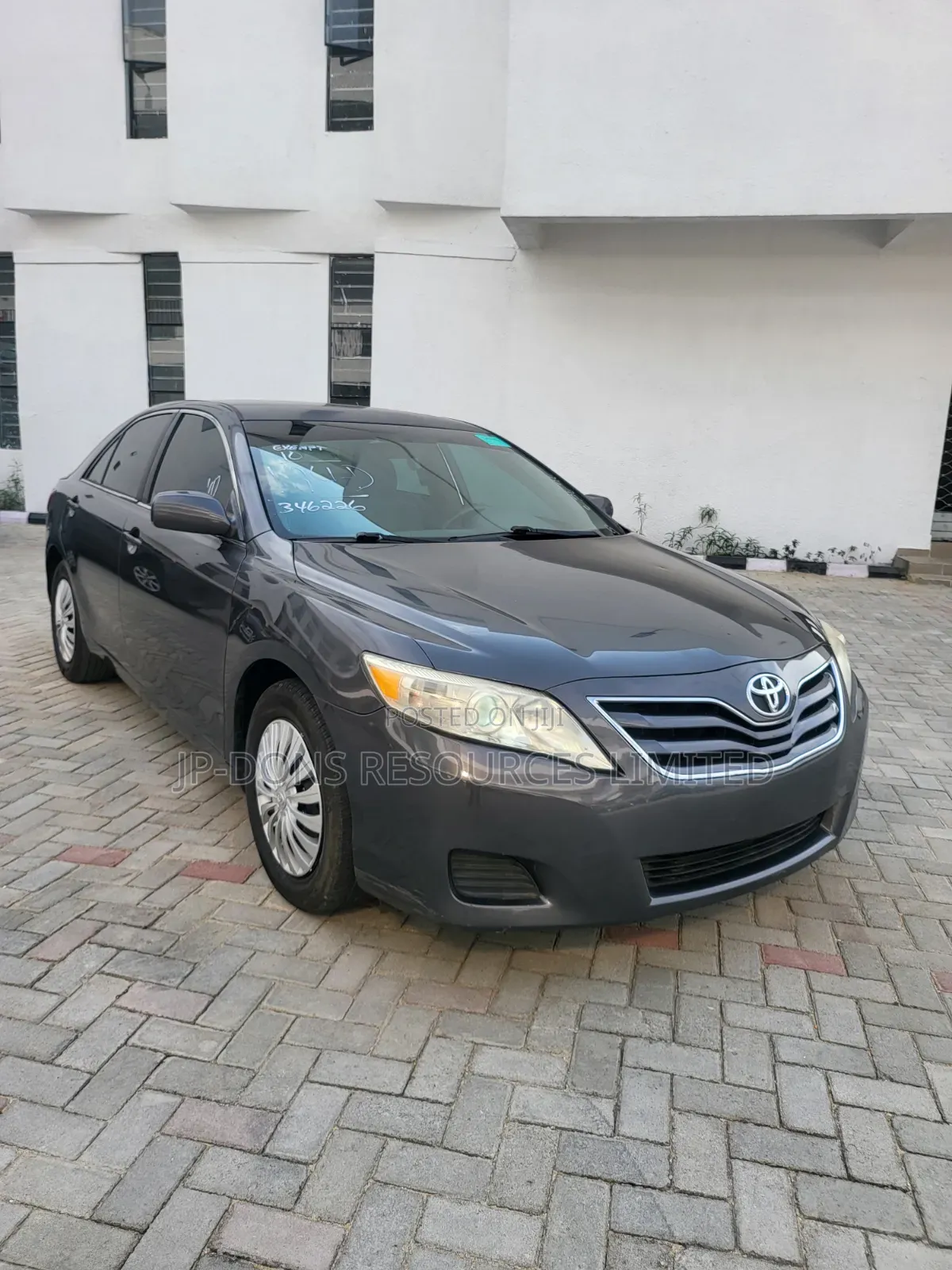 Toyota Camry LE 4dr Sedan (2.5L 4cyl 6AM) 2010 Gray