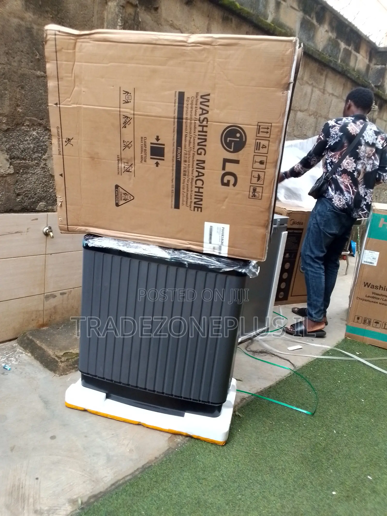 LG 8KG Manual Washing Unit for Family Laundry