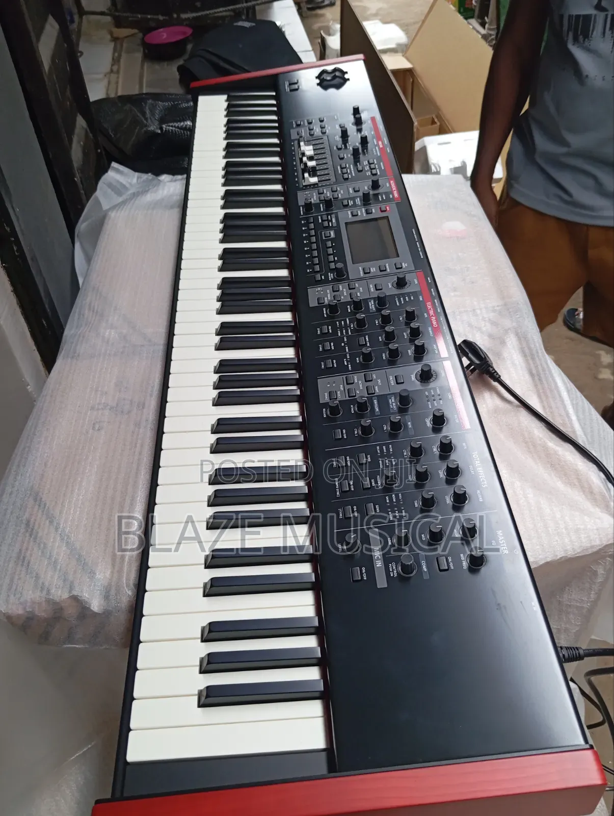 Roland v-Stage8