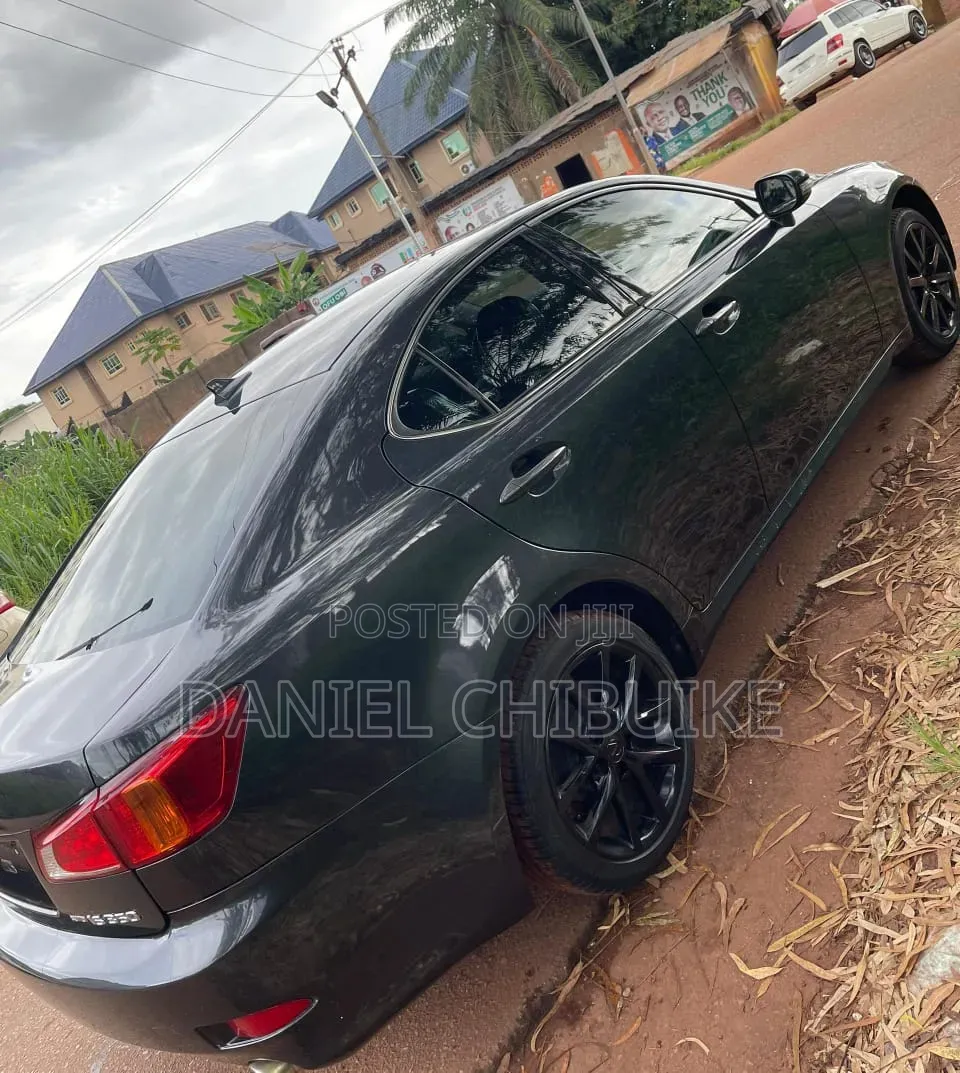 Lexus IS 2010 Black