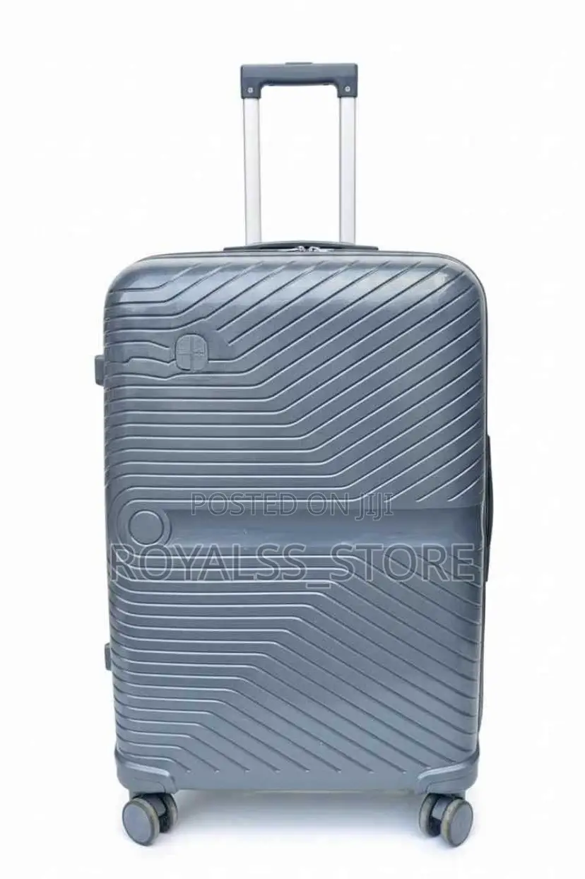 High Quality Unbreakable Travelling Luggage Box (Size Small)