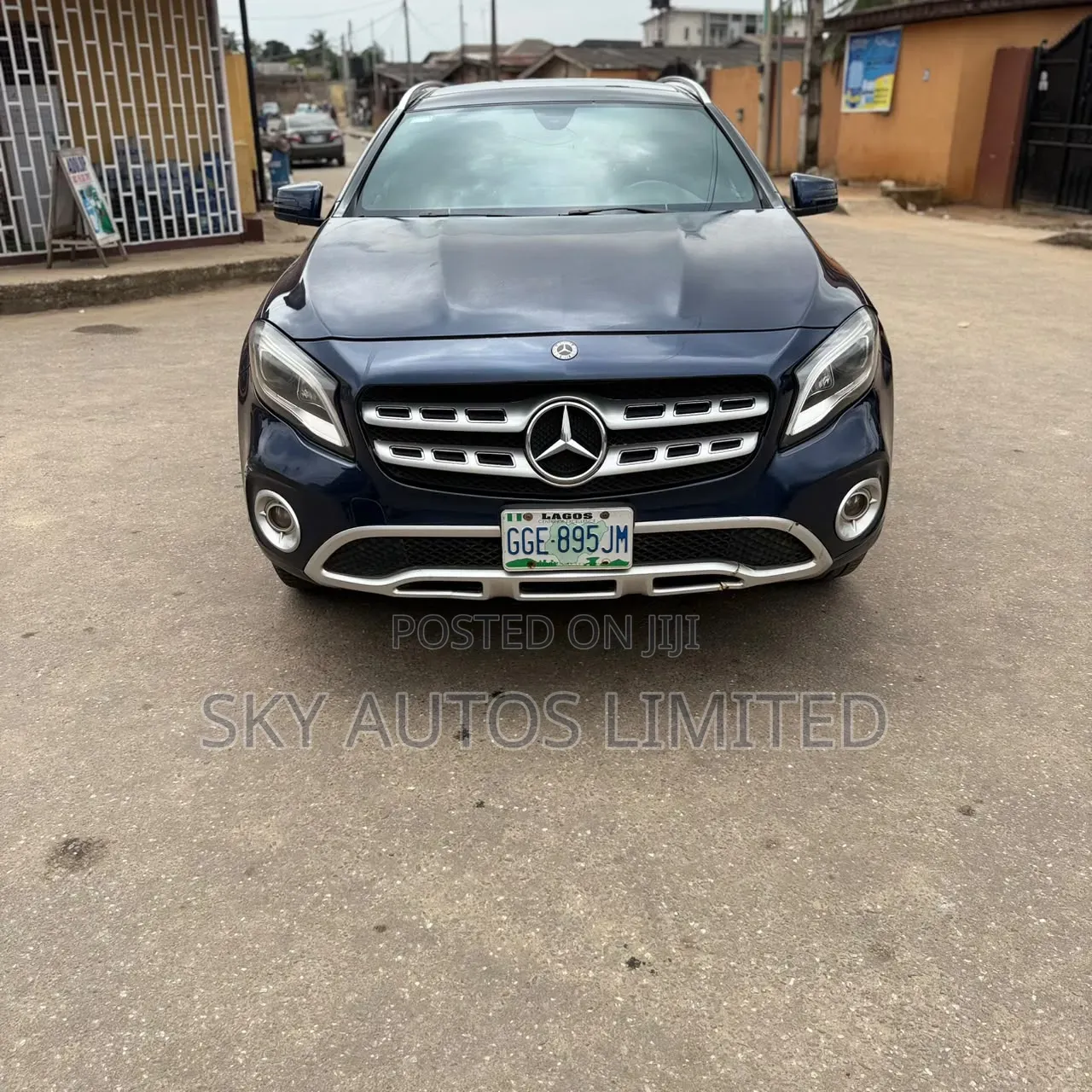 Mercedes-Benz GLA 250 2018 Blue