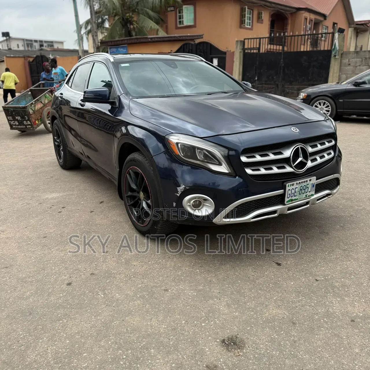 Mercedes-Benz GLA 250 2018 Blue
