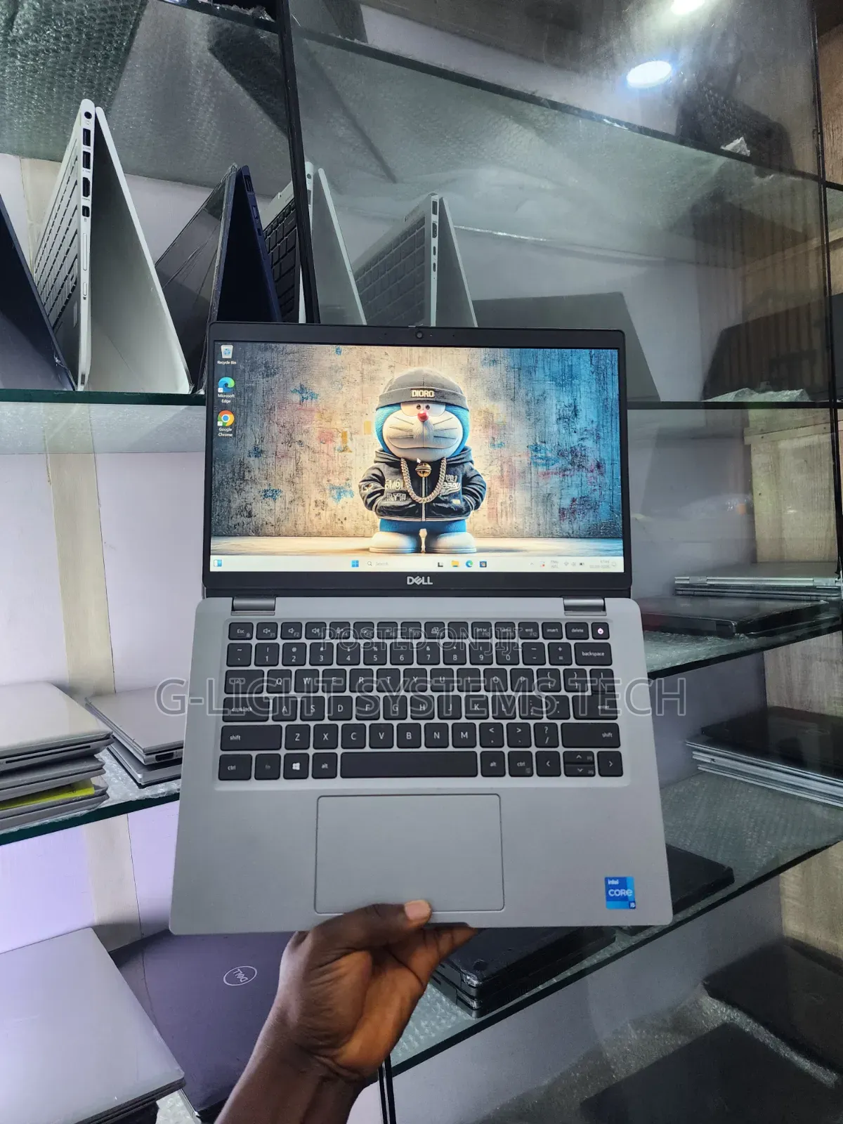 Laptop Dell Latitude 5320 1GB Intel Core i5 SSD 256GB