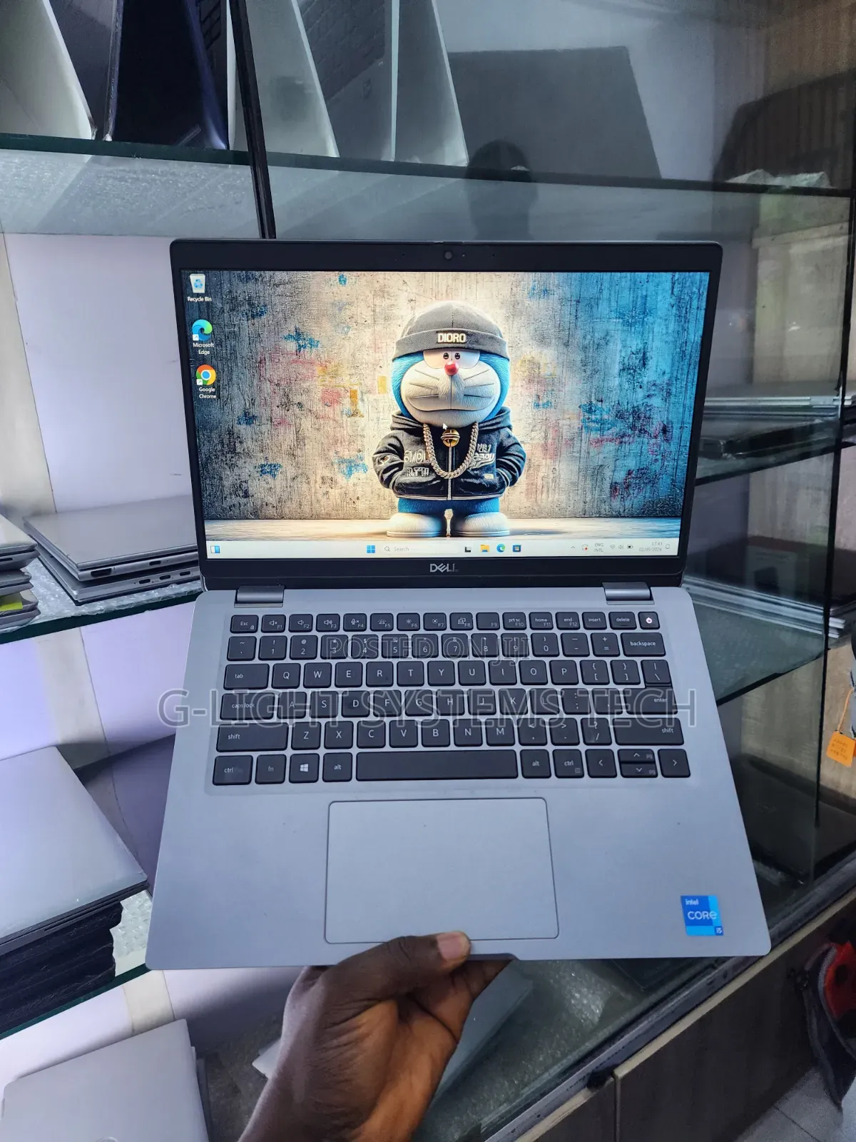 Laptop Dell Latitude 5320 1GB Intel Core i5 SSD 256GB