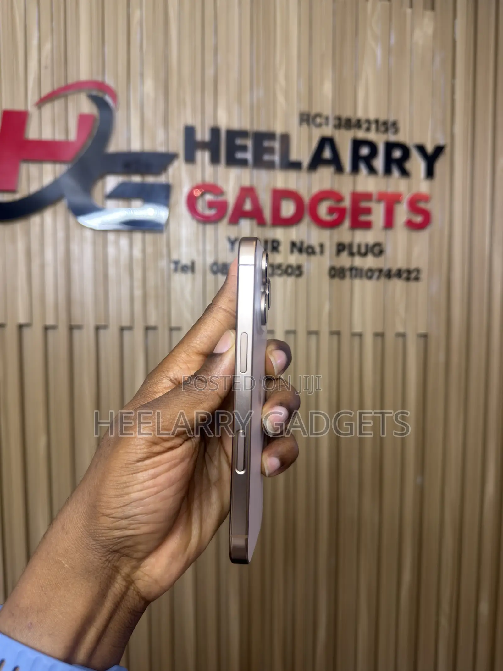 Apple iPhone 16 Pro 128 GB Gold