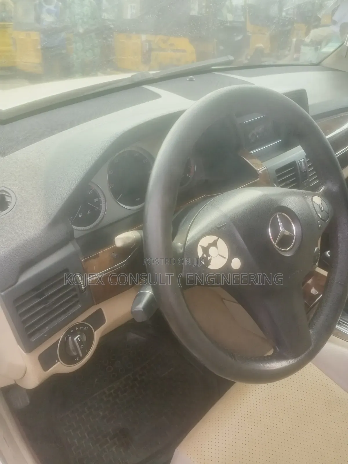 Mercedes-Benz GLK-Class 350 4MATIC 2010 White