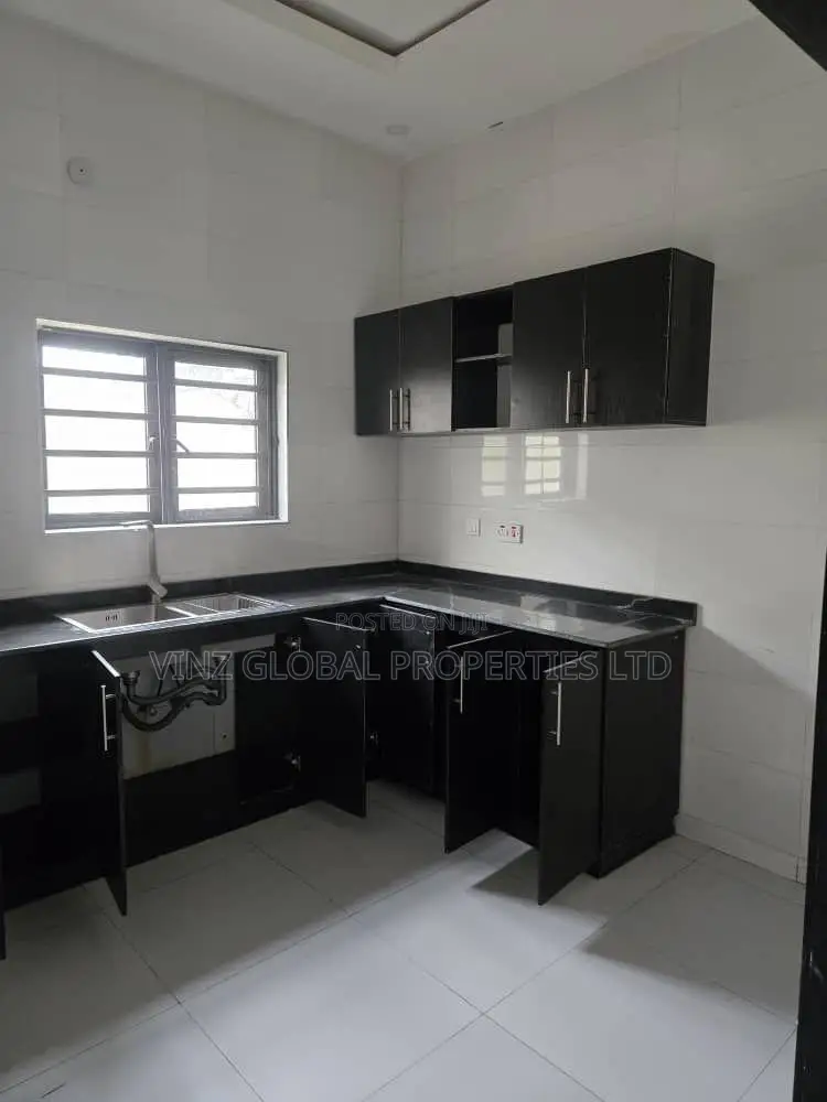 4bdrm Duplex in Ajah for rent