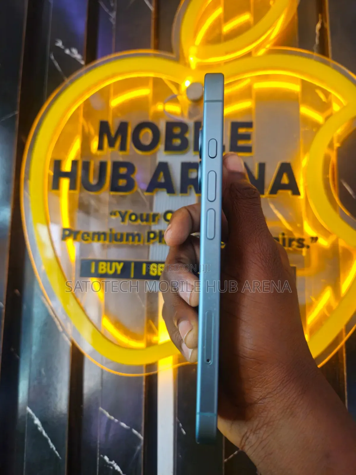 Apple iPhone 16 128 GB Green