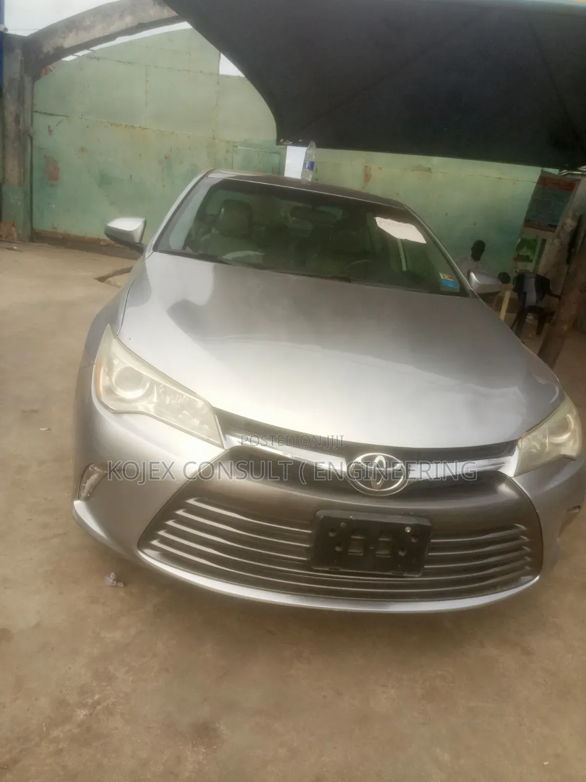 Toyota Camry 2016 Silver