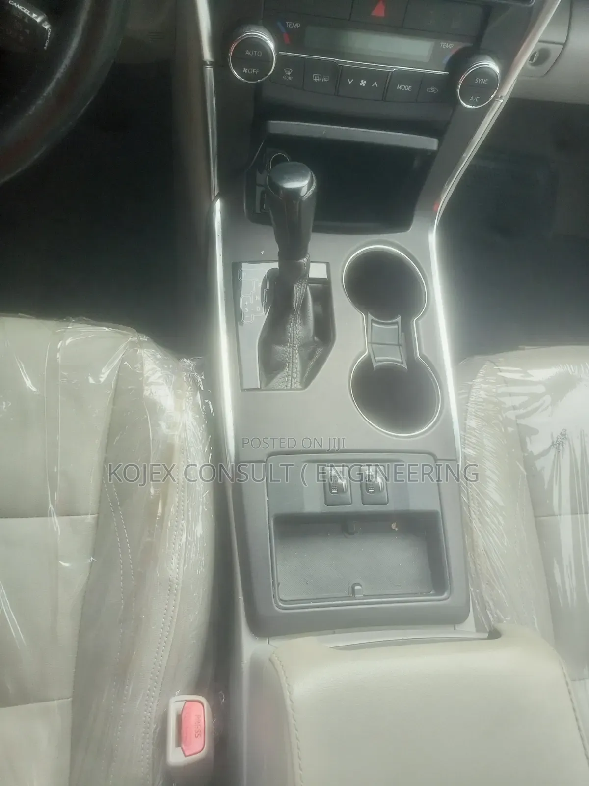 Toyota Camry 2016 Silver
