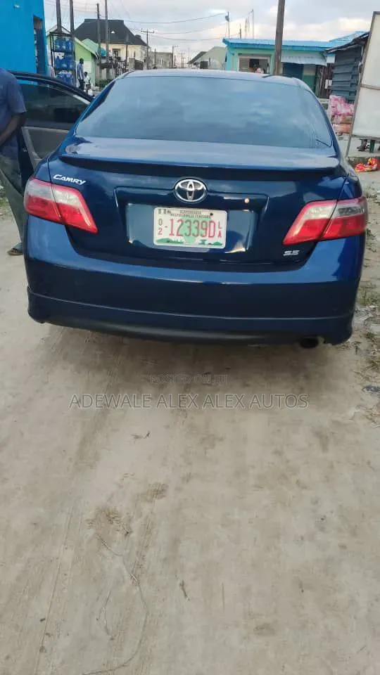 Toyota Camry SE 4dr Sedan (2.4L 4cyl 5A) 2009 Blue