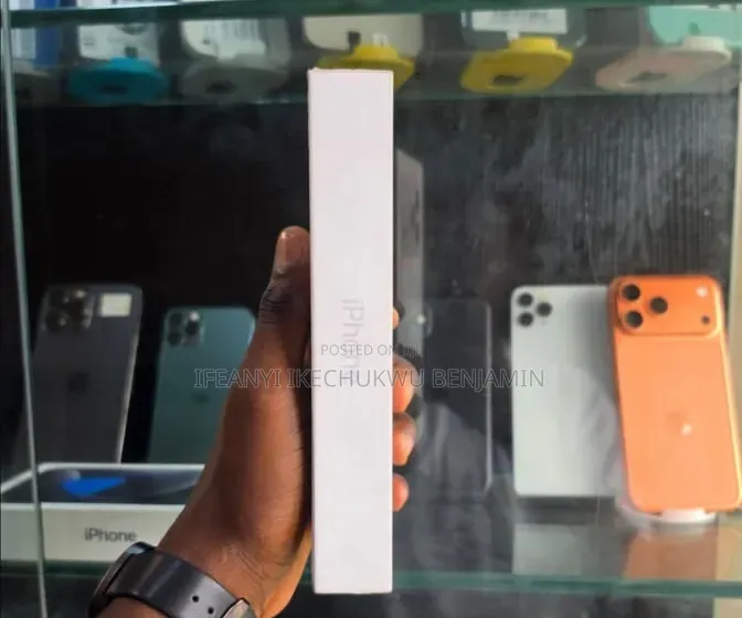 New Apple iPhone 17 Pro Max 1 TB Silver