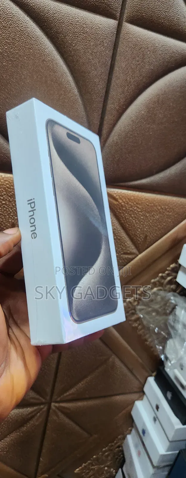 New Apple iPhone 15 Pro Max 256 GB
