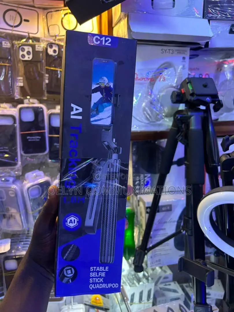 C17 Ai Tripod