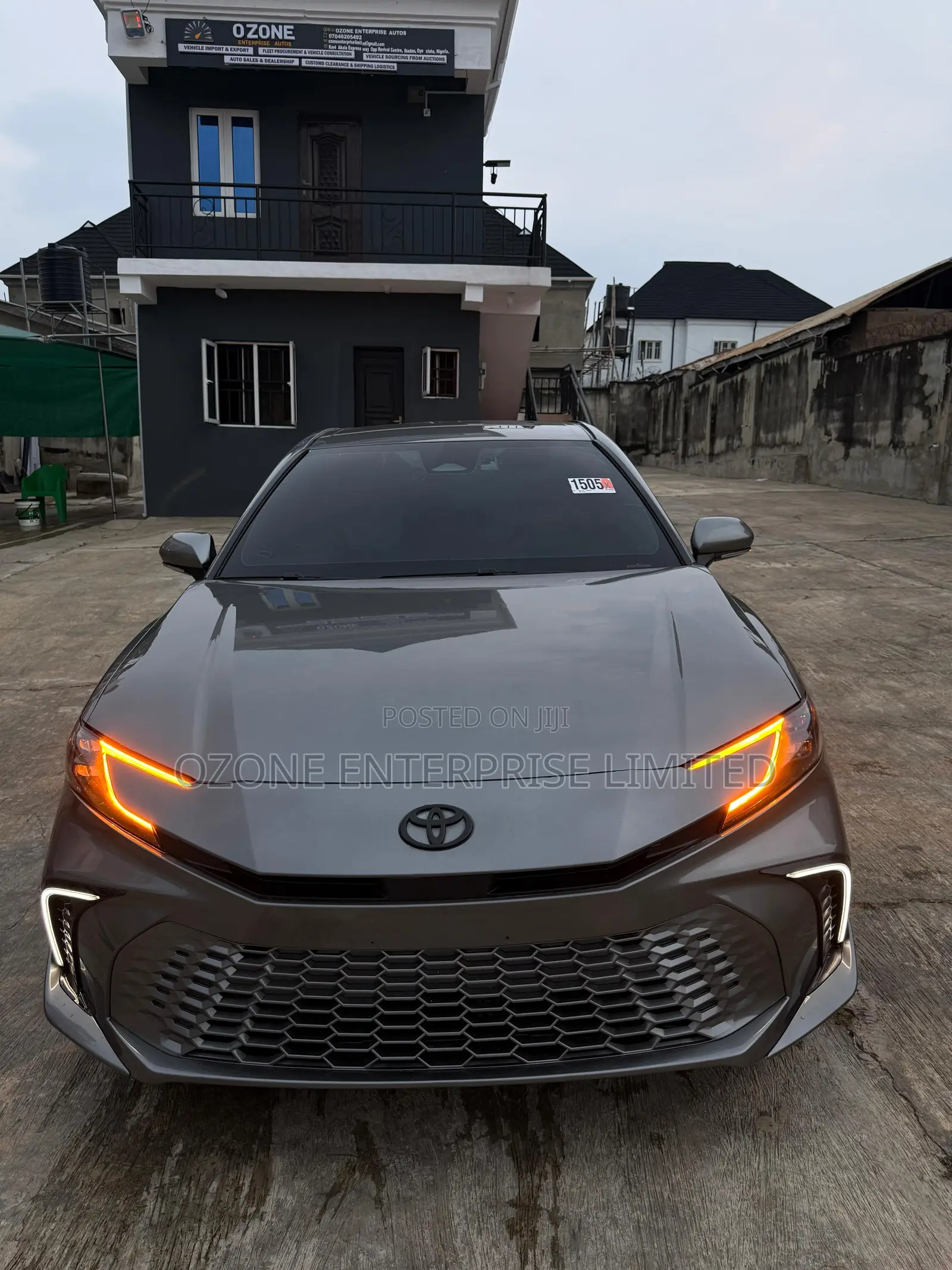 Toyota Camry XSE 2025 Gray