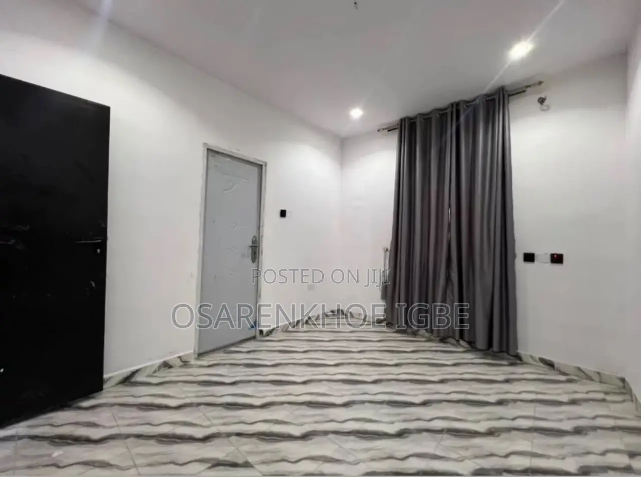 Furnished 3bdrm Bungalow in Omituntun, Oyo State for sale