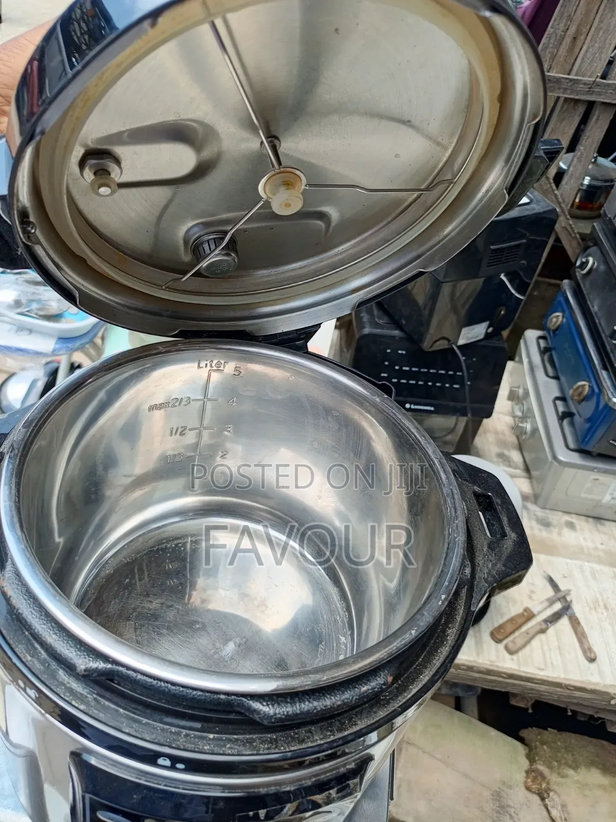 Pressure Cooker 