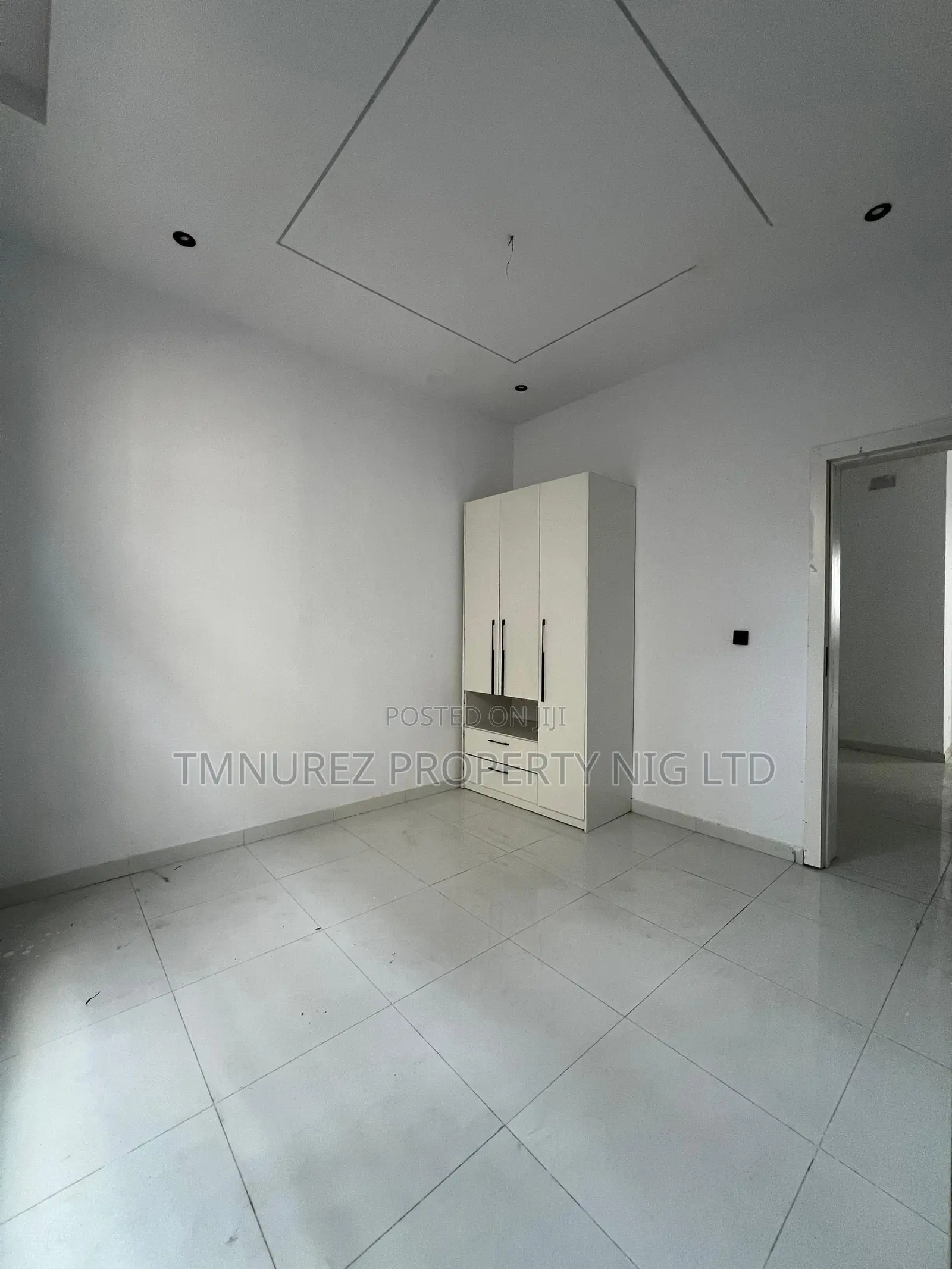 4bdrm Duplex in Ikota for rent