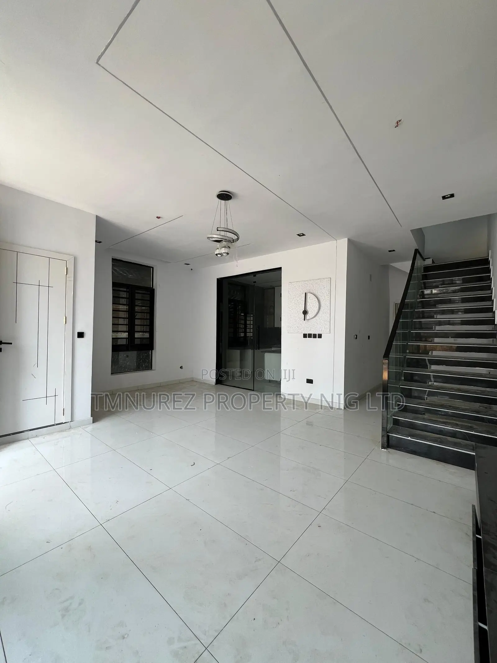 4bdrm Duplex in Ikota for rent