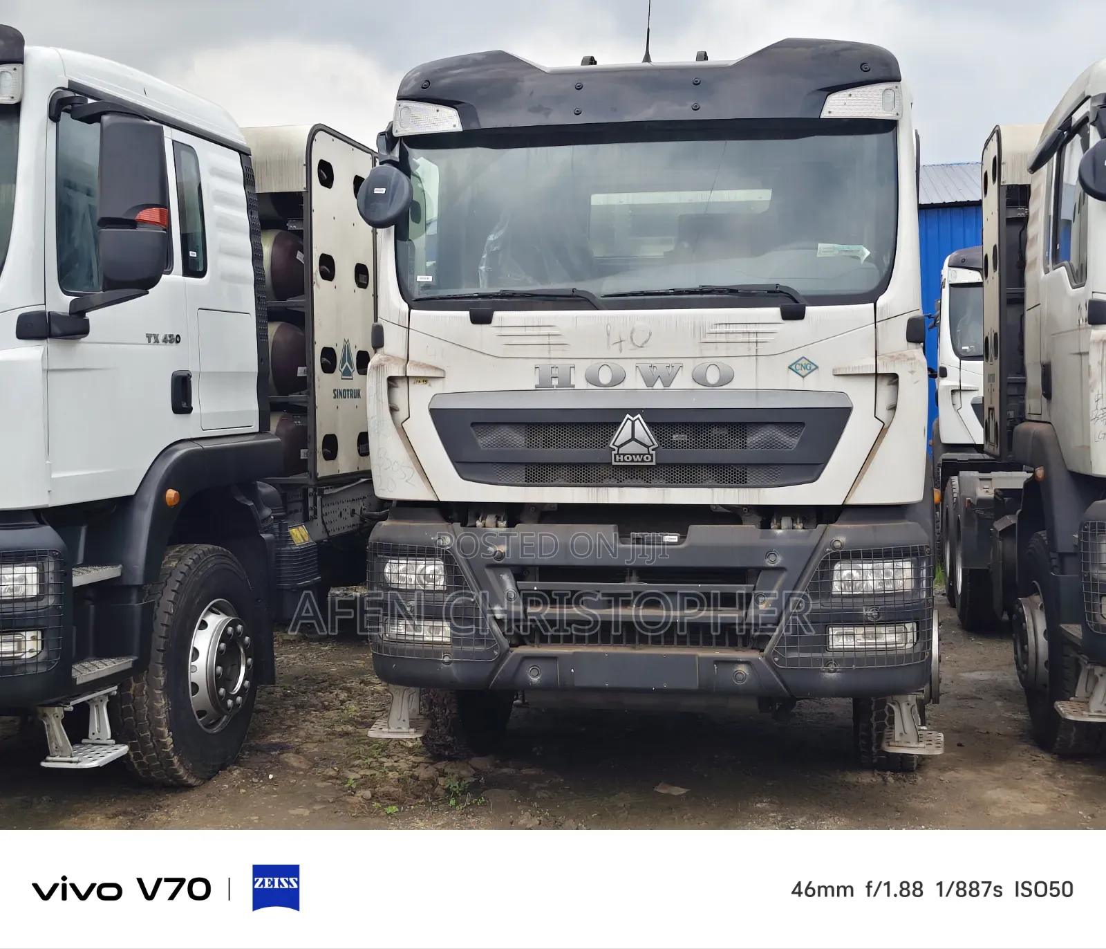 Howo CNG Tractor Head TX 6X4 CNG 16 Cylinder 2026 White