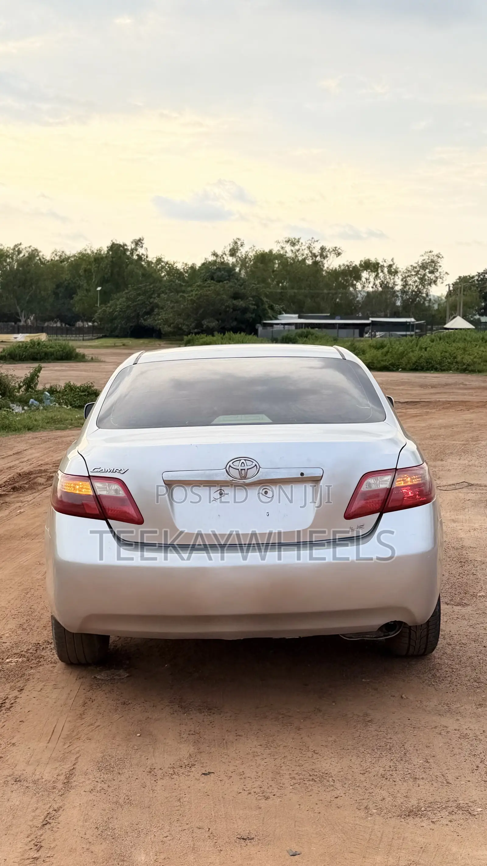 Toyota Camry LE 4dr Sedan (2.4L 4cyl 5A) 2009 Silver