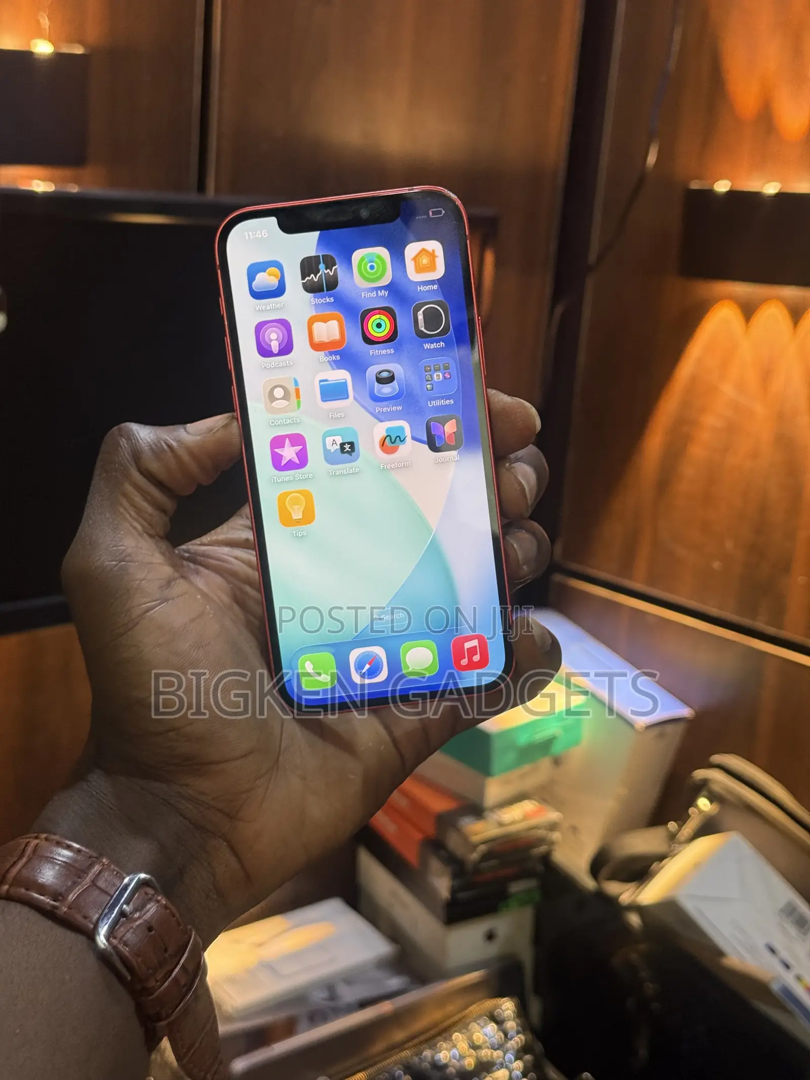 Apple iPhone 12 64 GB Red