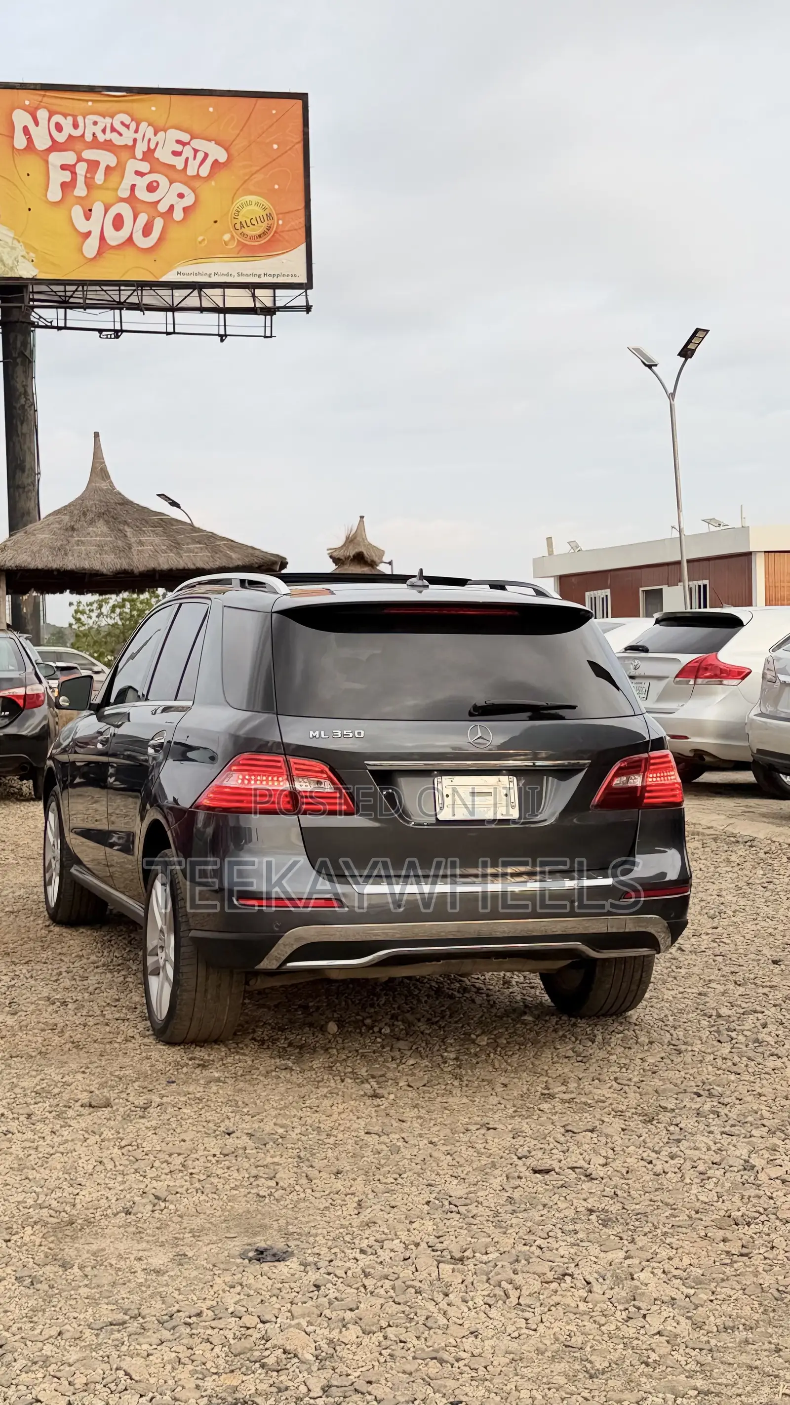 Mercedes-Benz M Class ML350 4MATIC 4dr SUV AWD (3.5L 6cyl 7A) 2014 Gray