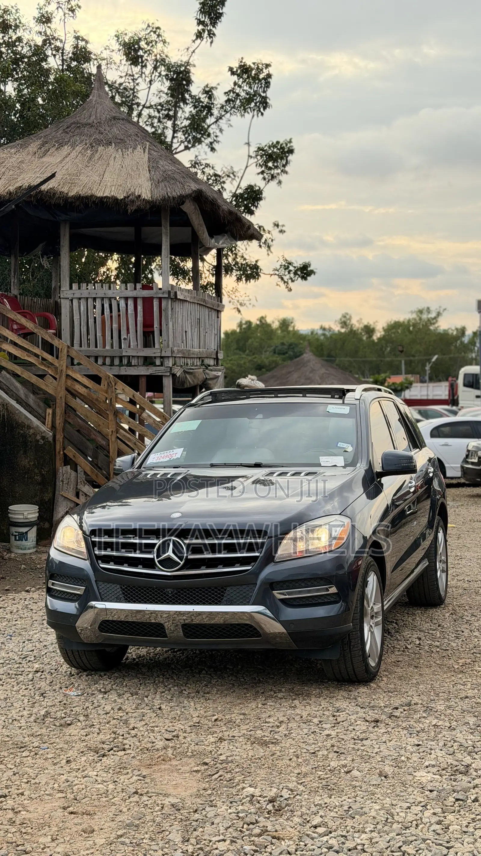 Mercedes-Benz M Class ML350 4MATIC 4dr SUV AWD (3.5L 6cyl 7A) 2014 Gray