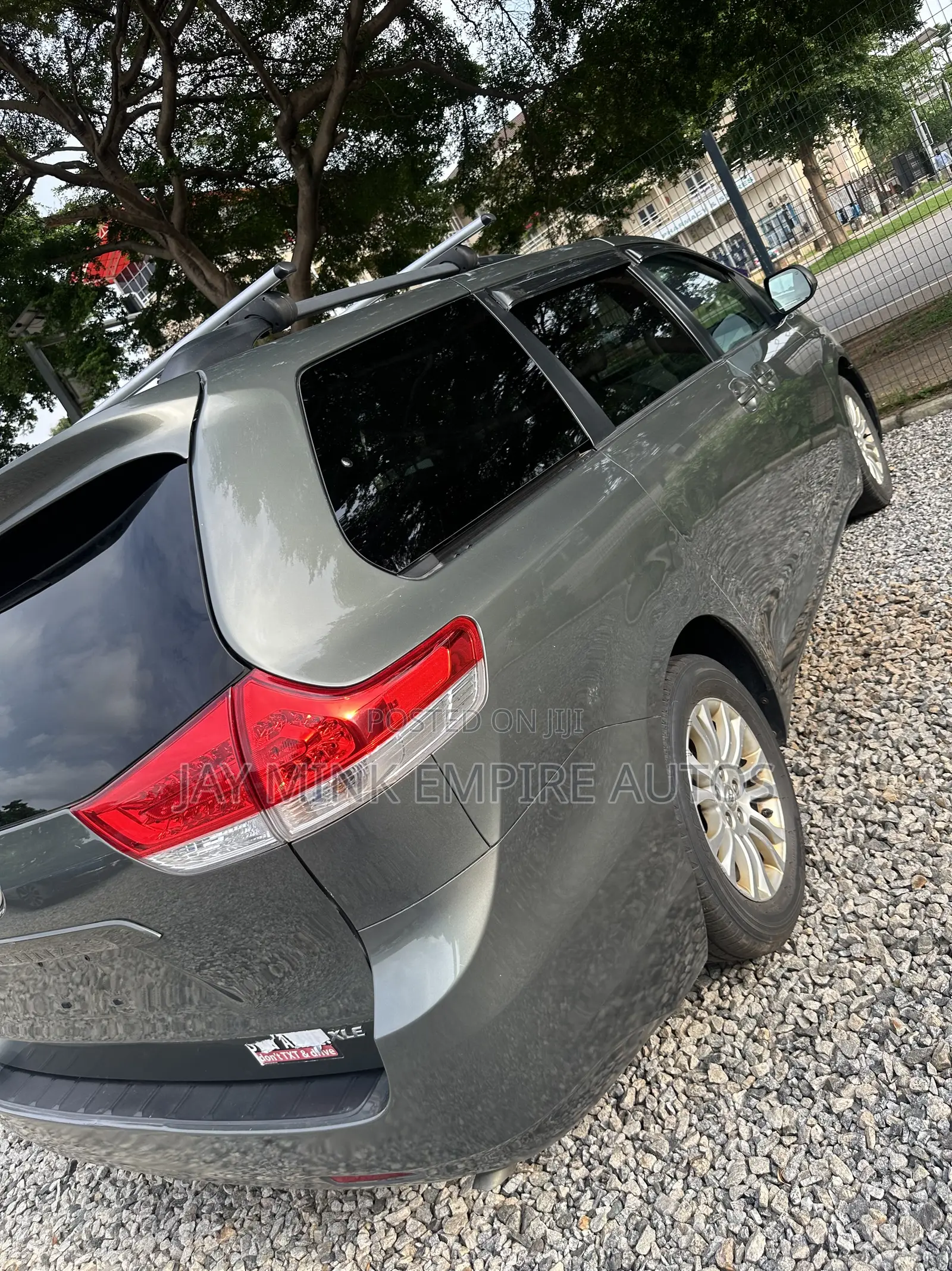 Toyota Sienna 2013 Gray