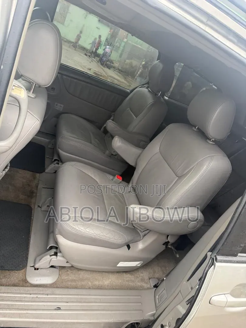 Toyota Sienna XLE FWD 2006 Silver