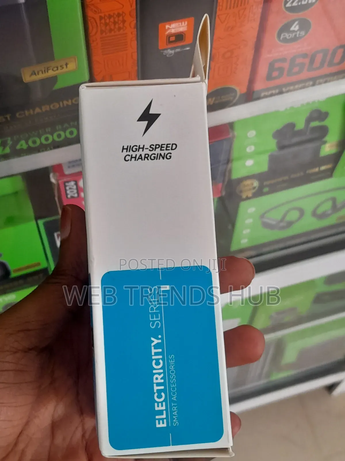 Foomee 33W GaN Fast Wall Charger With Type-C Cable GA33-C
