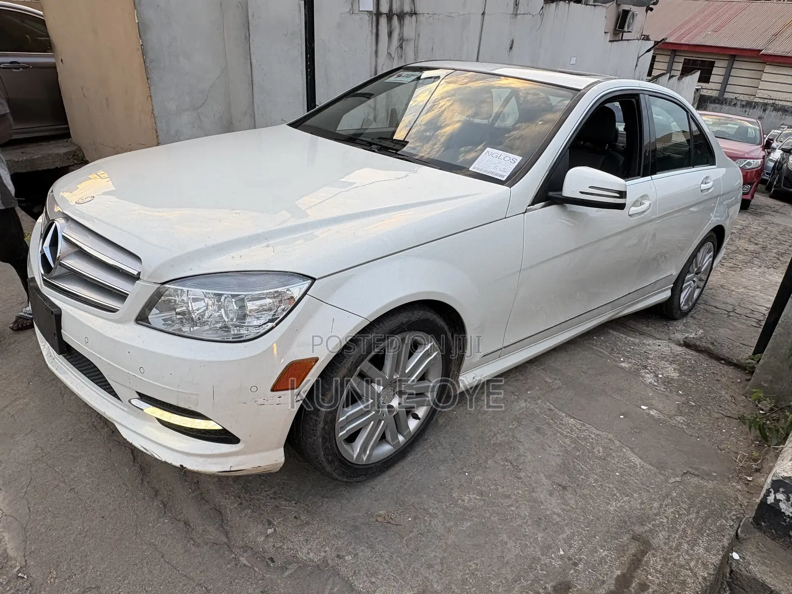 Mercedes-Benz C300 Sport 4Matic Sedan AWD (3.0L 6cyl 7A) 2011 White