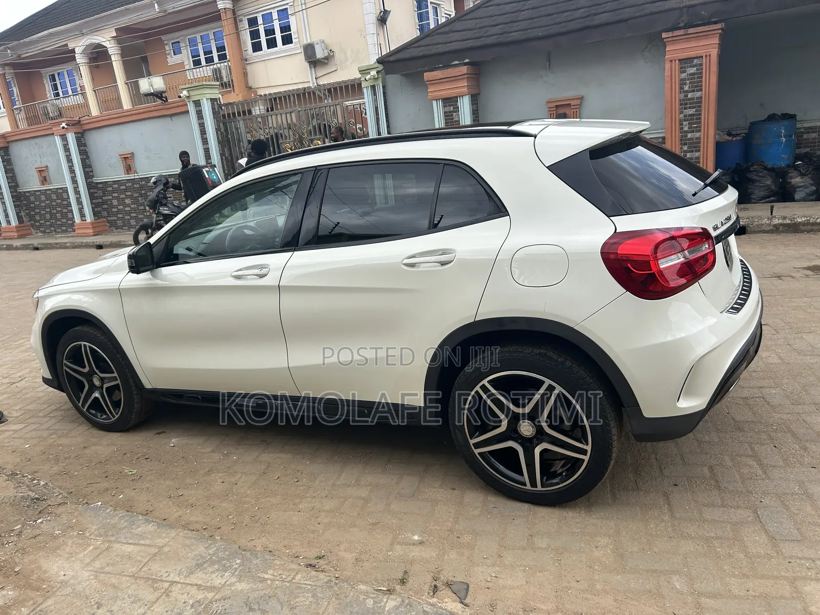 Mercedes-Benz GLA 250 2016 White