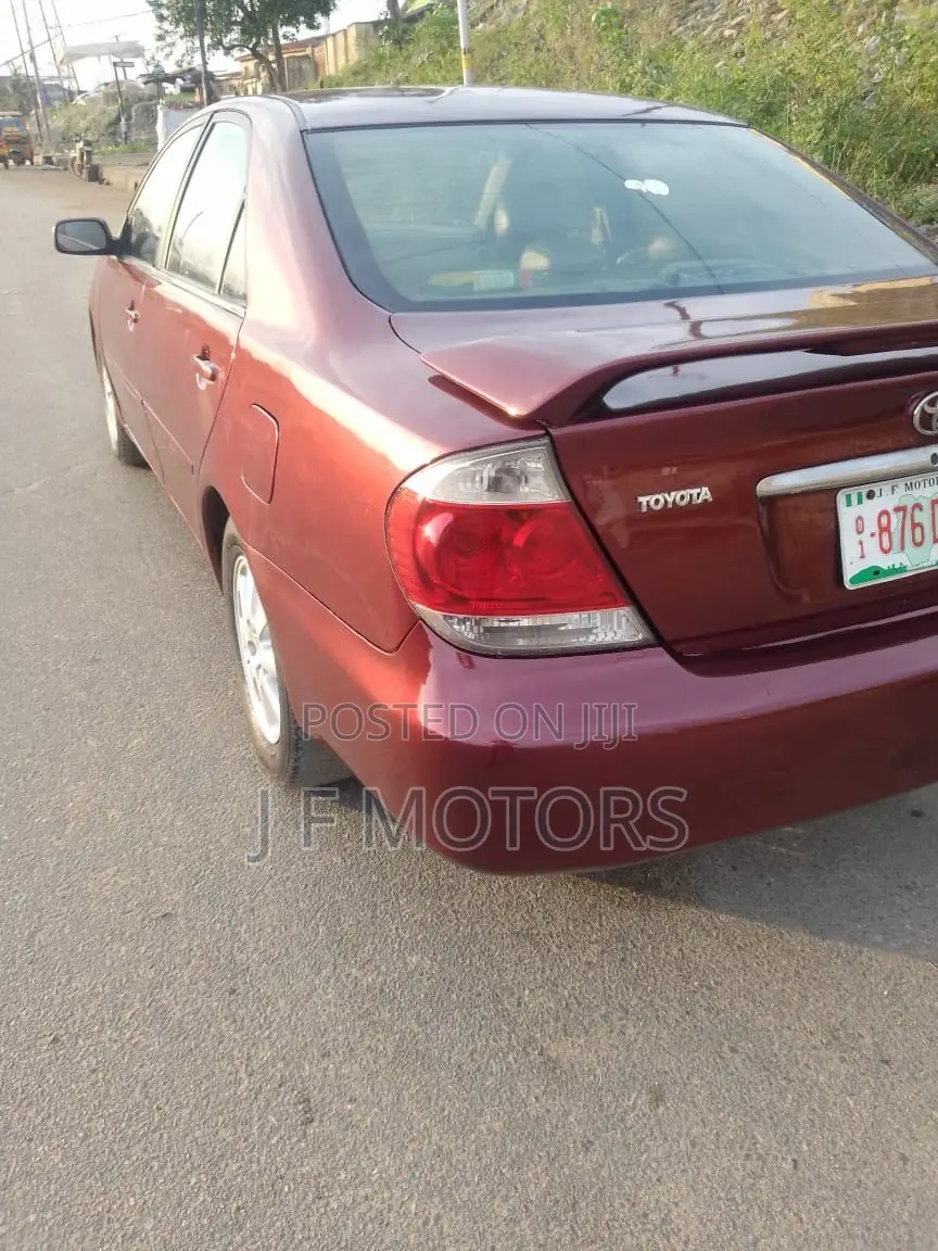 Toyota Camry 2.4 WT-i 2005 Red
